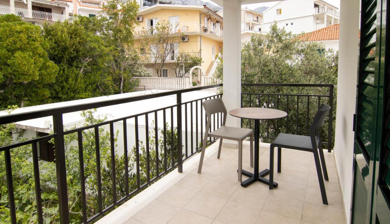 Mozart Apartments บาชกาโวดา ภายนอก รูปภาพ